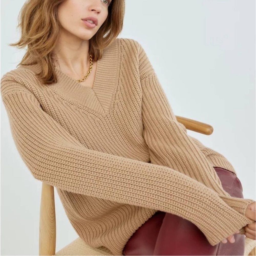 Aritzia Wilfred Belize Sweater